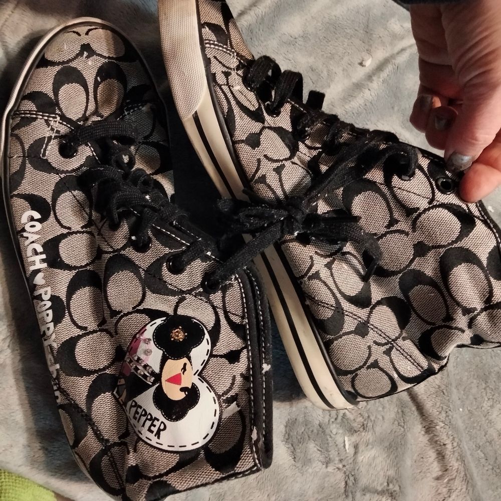 Coach poppy womens 9.5D high top sneakers